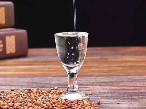 什么是贴牌酒？贴牌酒和正规酒有什么区别？