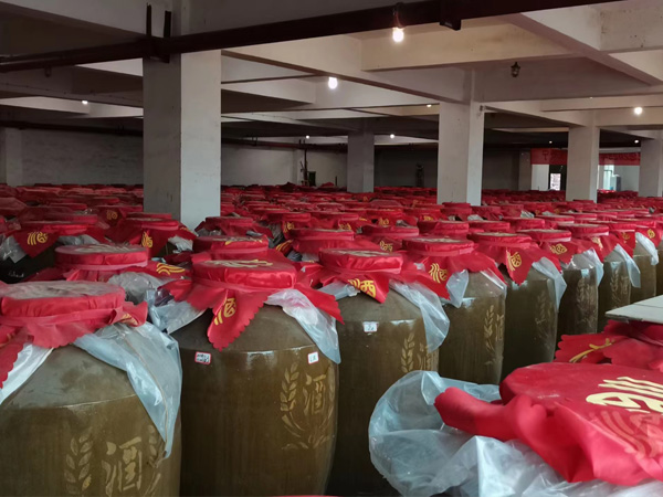 什么是白酒OEM？要怎么找白酒代加工生产厂家？