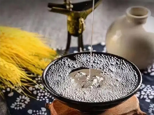发烧了可以用白酒擦拭降温吗